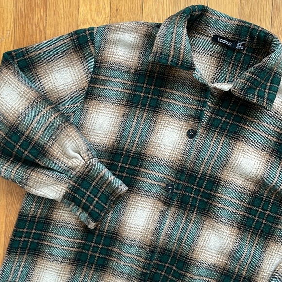 Boohoo Heavyweight Plaid Shacket Forest Green & Brown Shirt Jacket Size 6 - Picture 5 of 9